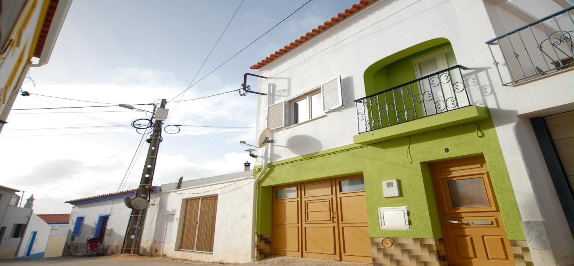 Little Hikers Hostel Raposeira  Exterior foto
